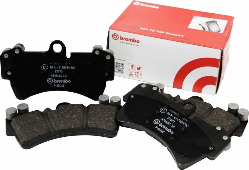 Brembo OE 95-05 Chrysler Sebring/95-98 Dodge Avenger/01-05 Stratus Rear Disc Brake Kit